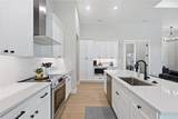 8105 Antwerp Circle - Photo 10
