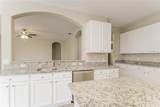 2114 The Oaks Boulevard - Photo 7