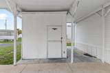 8320 Riverside Drive - Photo 37