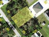718 Merrick Ln - Photo 1