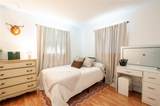 22295 Montrose Avenue - Photo 9