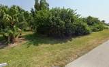 211 Westwind Drive - Photo 2