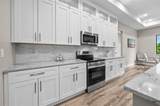 15761 Aqua Circle - Photo 19