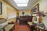 25073 Marion Avenue - Photo 9