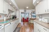313 Pembroke Lane North - Photo 13
