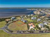 4600 Grassy Point Boulevard - Photo 3