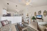 182 Rotonda Boulevard - Photo 7