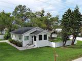 611 Wentworth Street - Photo 4