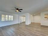631 Foxwood Boulevard - Photo 8