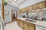 521 Artists Avenue - Photo 17