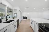 2506 Lakeshore Circle - Photo 11