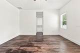 1853 Della Drive - Photo 32