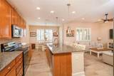 61 Quartz - Photo 3