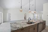 10 Renworth Place - Photo 40
