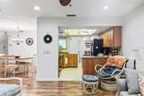 71 Village Circle - Photo 15