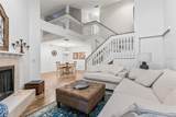 71 Village Circle - Photo 9