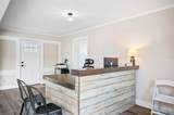 2360 Moody Boulevard - Photo 68