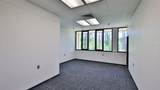 2 Commerce Boulevard - Photo 38