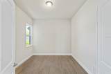 229 Hawthorn Avenue - Photo 33