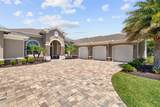 4 Old Oak Drive - Photo 2