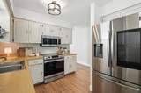 920 Lakewood Terrace - Photo 22