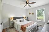 920 Lakewood Terrace - Photo 34