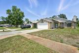 920 Lakewood Terrace - Photo 9
