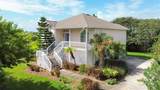 300 Riverside Boulevard - Photo 70