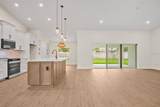 18 Central Place - Photo 12
