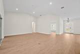 18 Central Place - Photo 13