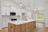 22 Eric Drive - Photo 12