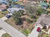 35 Coral Reef Court - Photo 12