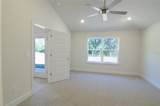 14 Wendover Lane - Photo 11