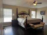 9 Central Place - Photo 17