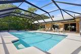23 Christopher Court - Photo 2