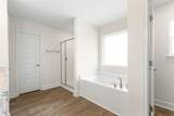 19 Regina Lane - Photo 24