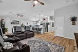 7 Signet Court - Photo 3
