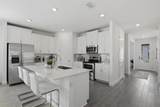 2110 Raglan Circle - Photo 7