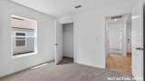 244 Hawthorn Avenue - Photo 24
