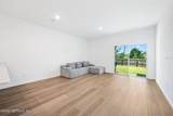 514 Hollylakes Drive - Photo 11