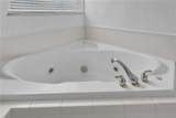 19521 Spring Oak Drive - Photo 20