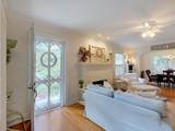 1242 Alexander Street - Photo 10