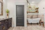 2600 Robie Ave - Photo 17