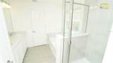 4030 Northeast 33Rd Avenue Avenue - Photo 17