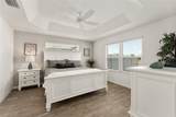 947 Couture Street - Photo 16