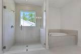 302 Grand Landings Parkway - Photo 15