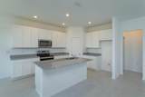 520 Silver Palm Drive - Photo 3