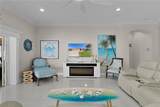 2077 Vickers Place - Photo 10