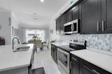 2412 Ainsworth Avenue - Photo 14
