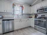 421 Aldama Avenue - Photo 18